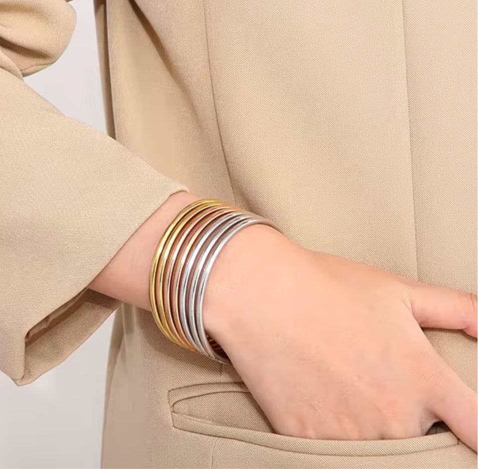 Mid Plain Bangle