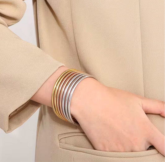 Mid Plain Bangle